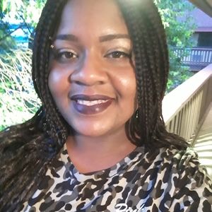 Meet your Posher, Lessa